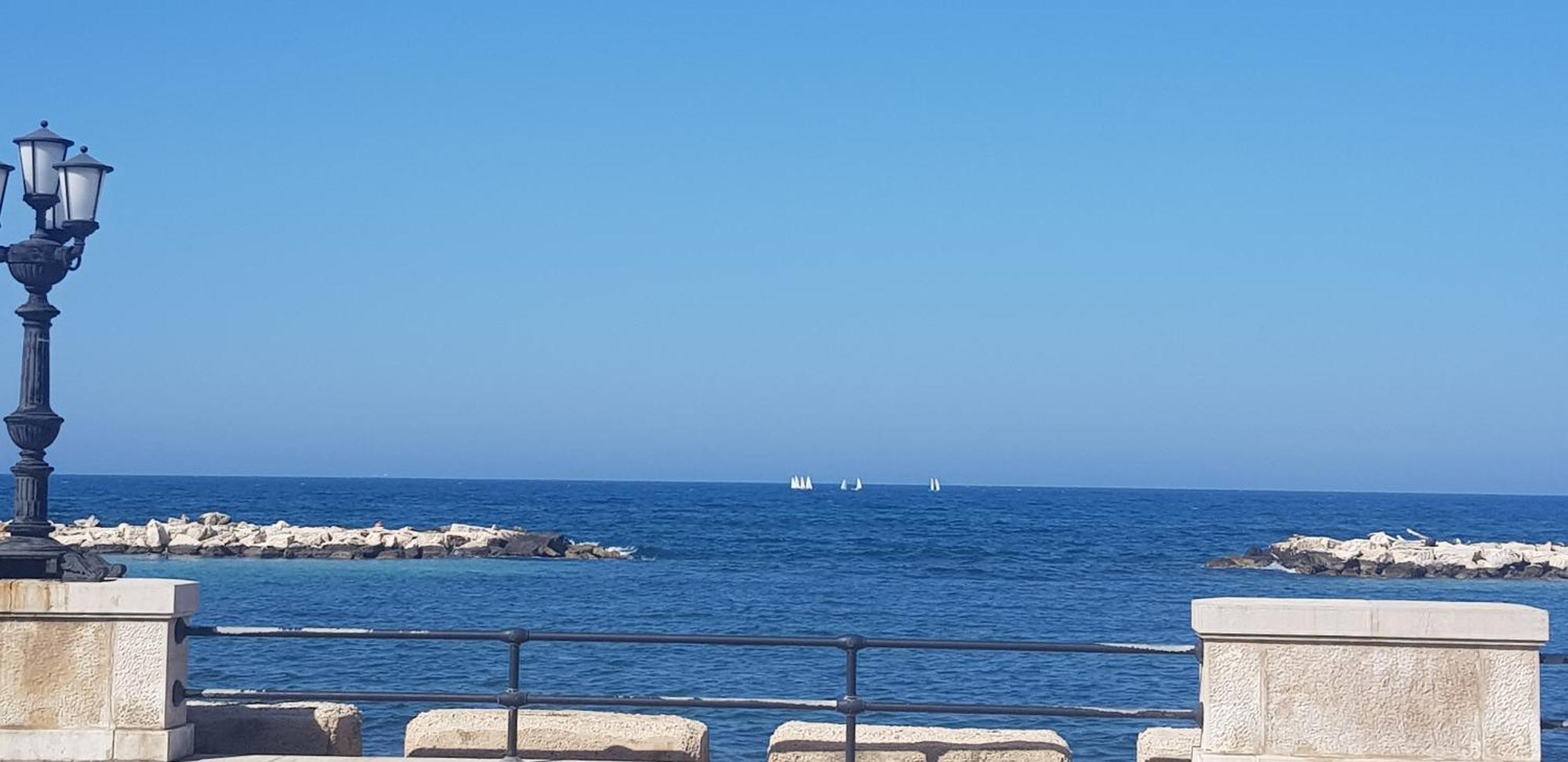 Maisonette Sea
